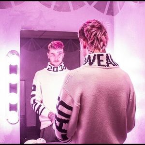 Meet your Posher, Adriel